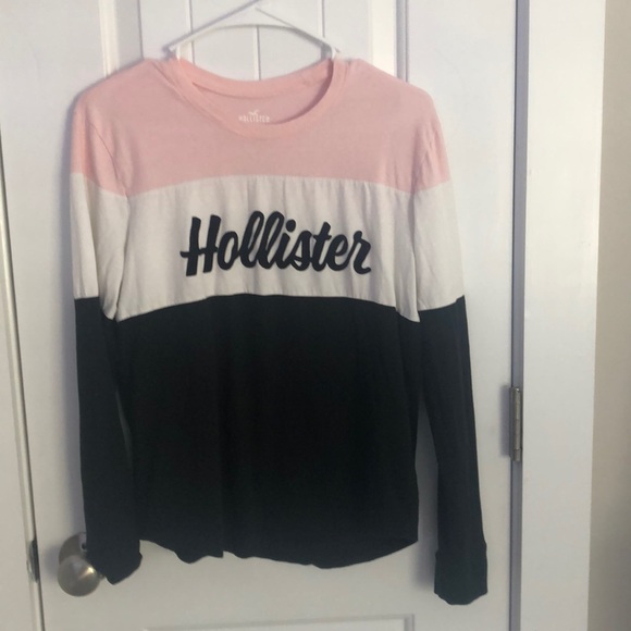 Hollister Tops - long sleeve Hollister t-shirt